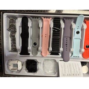 Smart Watch D300, Multiple Color Bands And Earbuds - RV:$199